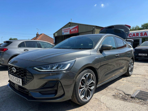 Ford Focus  1.0T EcoBoost MHEV ST-Line X Euro 6 (s/s) 5dr
