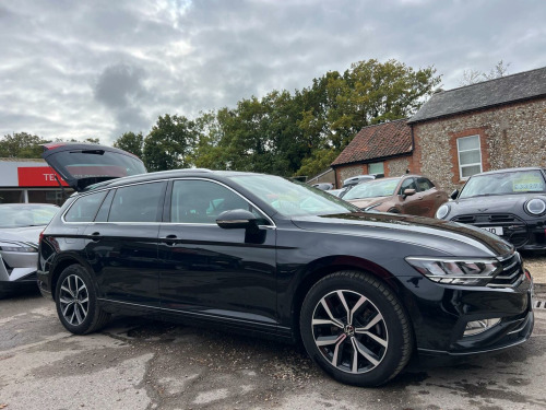 Volkswagen Passat  2.0 TDI EVO SEL DSG Euro 6 (s/s) 5dr