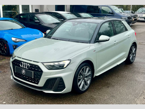 Audi A1  1.0 TFSI 30 S line