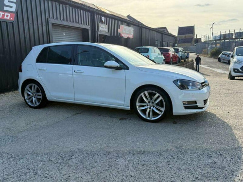 Volkswagen Golf  2.0 TDI BlueMotion Tech GT Edition Euro 6 (s/s) 5dr