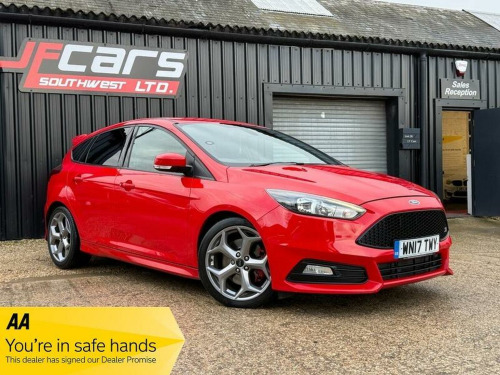 Ford Focus  2.0 TDCi ST-2 Euro 6 (s/s) 5dr 