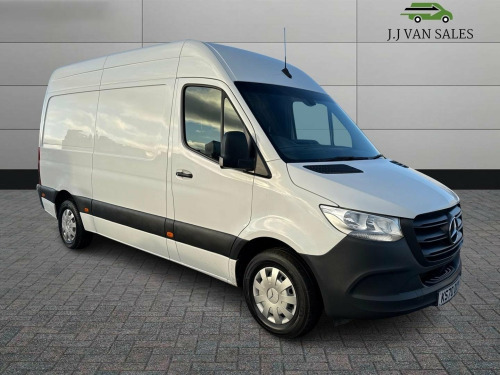 Mercedes-Benz Sprinter  2.0 315 CDI Progressive RWD L2 H2 Euro 6 (s/s) 5dr