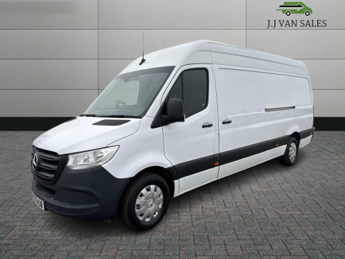 Mercedes-Benz Sprinter  2.0 315 CDI Progressive RWD L3 H2 Euro 6 (s/s) 5dr