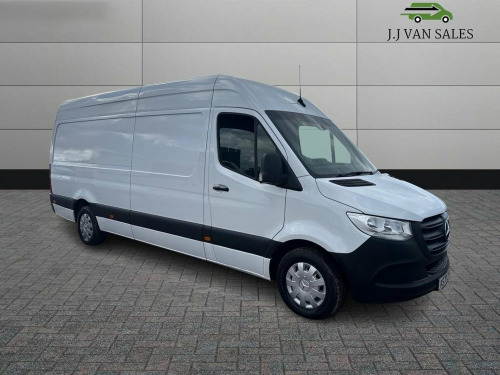 Mercedes-Benz Sprinter  2.0 315 CDI Progressive RWD L3 H2 Euro 6 (s/s) 5dr