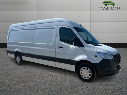 Mercedes-Benz Sprinter  2.0 315 CDI Progressive RWD L3 H2 Euro 6 (s/s) 5dr