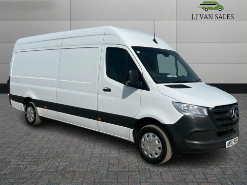 Mercedes-Benz Sprinter  2.0 315 CDI Progressive RWD L3 H2 Euro 6 (s/s) 5dr