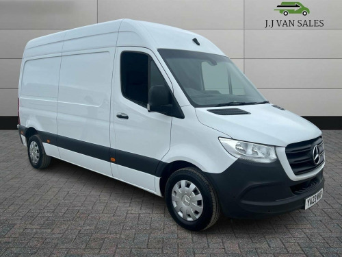 Mercedes-Benz Sprinter  2.0 315 CDI Premium FWD L2 H2 Euro 6 (s/s) 5dr