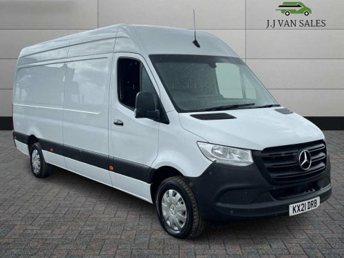 Mercedes-Benz Sprinter  2.0 315 CDI Progressive RWD L3 H2 Euro 6 (s/s) 5dr