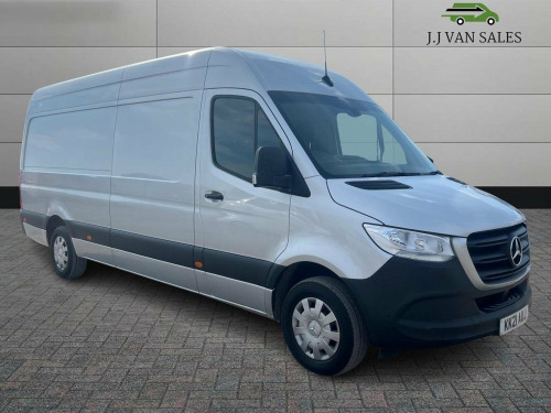 Mercedes-Benz Sprinter  2.0 315 CDI Premium RWD L3 H2 Euro 6 (s/s) 5dr