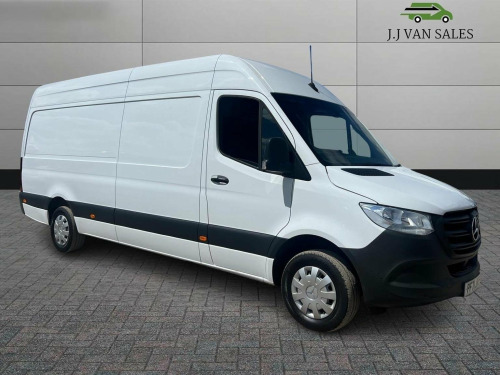 Mercedes-Benz Sprinter  2.0 315 CDI Progressive RWD L3 H2 Euro 6 (s/s) 5dr