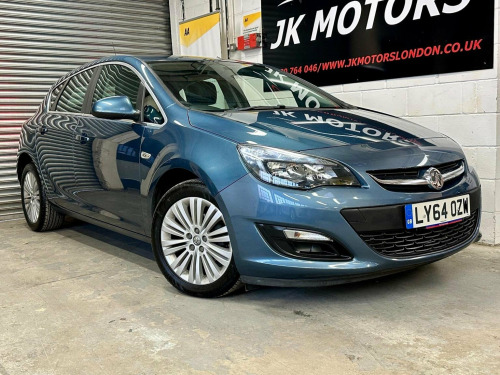 Vauxhall Astra  1.4 16v Excite Euro 5 5dr