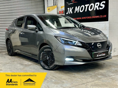 Nissan Leaf  39kWh Tekna Auto 5dr 