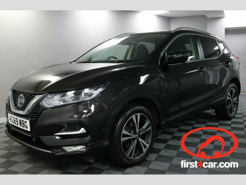 Nissan Qashqai  1.3 DIG-T N-Connecta Euro 6 (s/s) 5dr