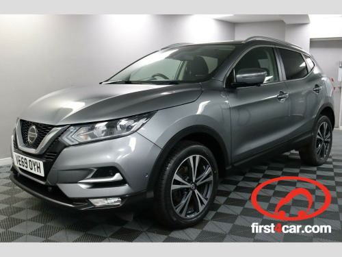 Nissan Qashqai  1.3 DIG-T N-Connecta Euro 6 (s/s) 5dr