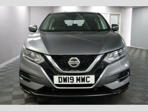 Nissan Qashqai  1.3 DIG-T Visia Euro 6 (s/s) 5dr