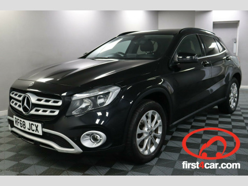 Mercedes-Benz GLA-Class GLA200 1.6 GLA200 SE (Executive) Euro 6 (s/s) 5dr