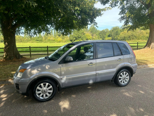 Ford Fusion  1.6 Titanium 5dr