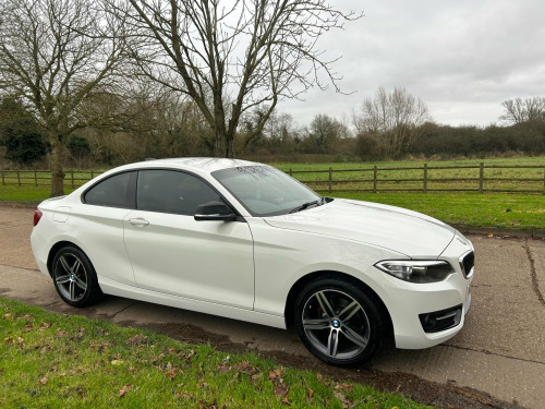 BMW 2 Series  1.5 218i Sport Euro 6 (s/s) 2dr