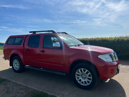 Nissan Navara  3.0 dCi V6 Outlaw Auto 4WD Euro 5 4dr