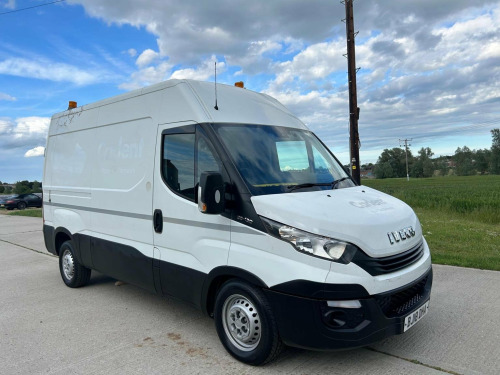 Iveco Daily  2.3 TD 12V 35S 3520 (Business) L2 5dr