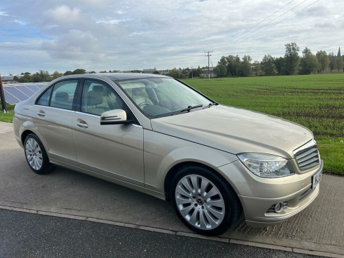 Mercedes-Benz C-Class C220 2.1 C220 CDI BlueEfficiency Elegance Auto Euro 5 4dr
