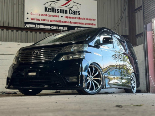 Toyota Vellfire  2.4 Automatic Premium II Twin sunroof