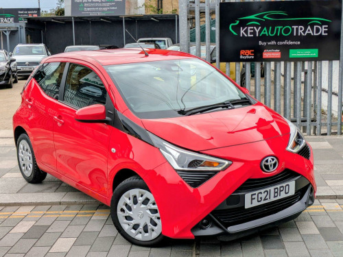 Toyota AYGO 1.0 VVT-i x-play