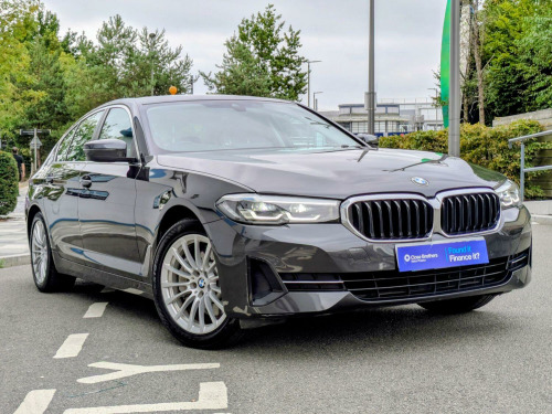BMW 5 Series  2.0 530e SE Saloon