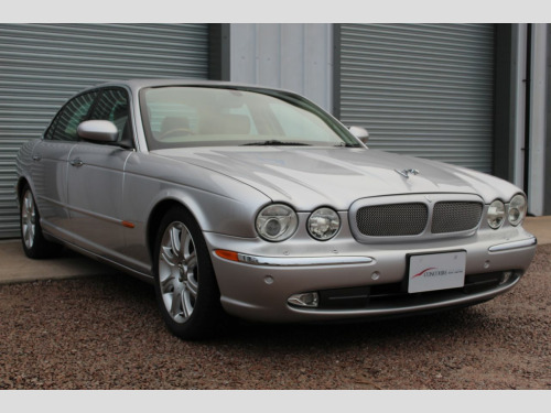 Jaguar XJ  3.6 V8 SEL