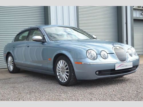 Jaguar S-TYPE  4.2 V8 SE Saloon