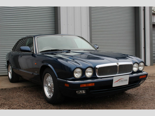 Jaguar XJ  3.2 (6cyl) Select