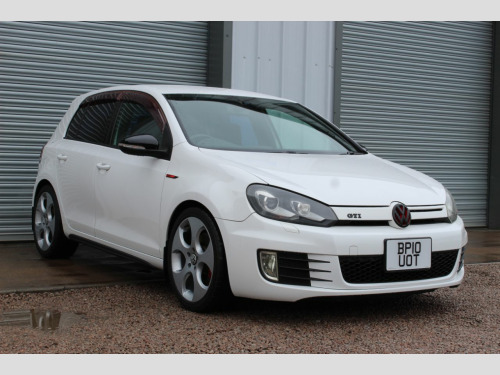 Volkswagen Golf  2.0 GTI TSi  DSG Mk6