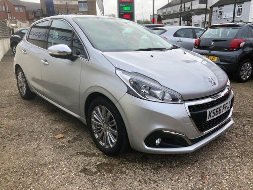 Peugeot 208  1.2 PureTech Allure Euro 6 5dr