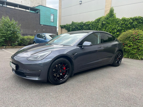 Tesla Model 3  (Dual Motor) Long Range Auto 4WDE 4dr