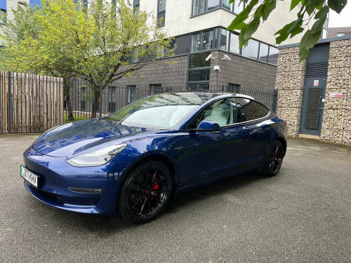 Tesla Model 3  (Dual Motor) Long Range Auto 4WDE 4dr