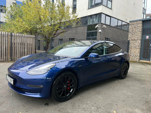 Tesla Model 3  (Dual Motor) Long Range Auto 4WDE 4dr