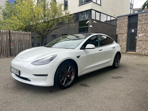 Tesla Model 3  (Dual Motor) Long Range Auto 4WDE 4dr