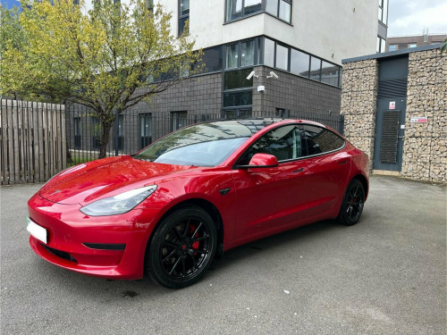 Tesla Model 3  (Dual Motor) Long Range Auto 4WDE 4dr