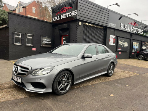 Mercedes-Benz E-Class E220 2.1 E220 CDI AMG Sport G-Tronic+ Euro 5 (s/s) 4dr