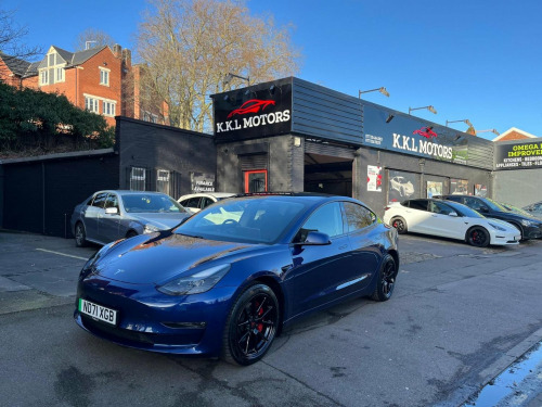 Tesla Model 3  (Dual Motor) Long Range Auto 4WDE 4dr
