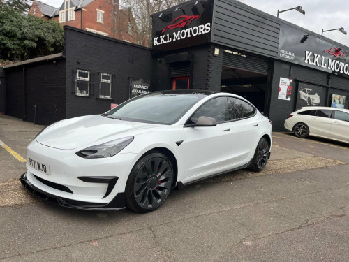 Tesla Model 3  (Dual Motor) Long Range Auto 4WDE 4dr