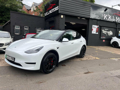 Tesla Model Y  Auto RWD 5dr