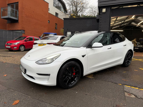Tesla Model 3  Long Range Auto RWD 4dr