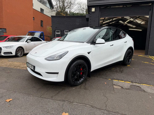 Tesla Model Y  (Dual Motor) Long Range Auto 4WDE 5dr