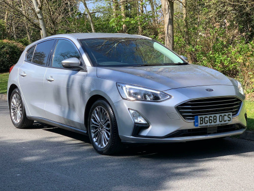 Ford Focus  1.0 T EcoBoost Titanium X