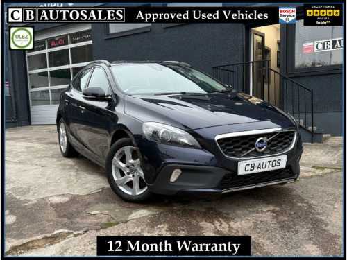 Volvo V40  2.0 D2 Lux Nav Hatchback 5dr Diesel Manual Euro 6 (s/s) (120 ps)