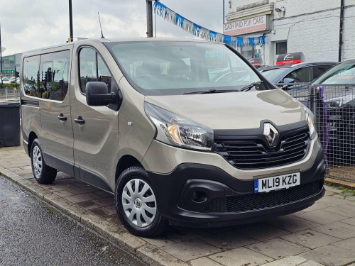 Renault Trafic  1.6 dCi 27 Business SWB Euro 6 5dr (9 Seat)