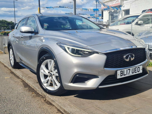 Infiniti Q30  1.6T SE (Business) DCT Euro 6 (s/s) 5dr