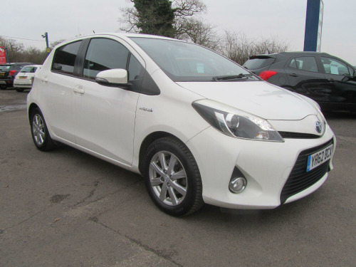 Toyota Yaris  1.5 VVT-h T4