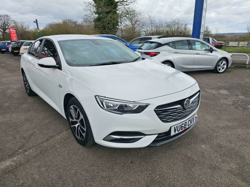 Vauxhall Insignia  1.6 Turbo D BlueInjection Design Nav